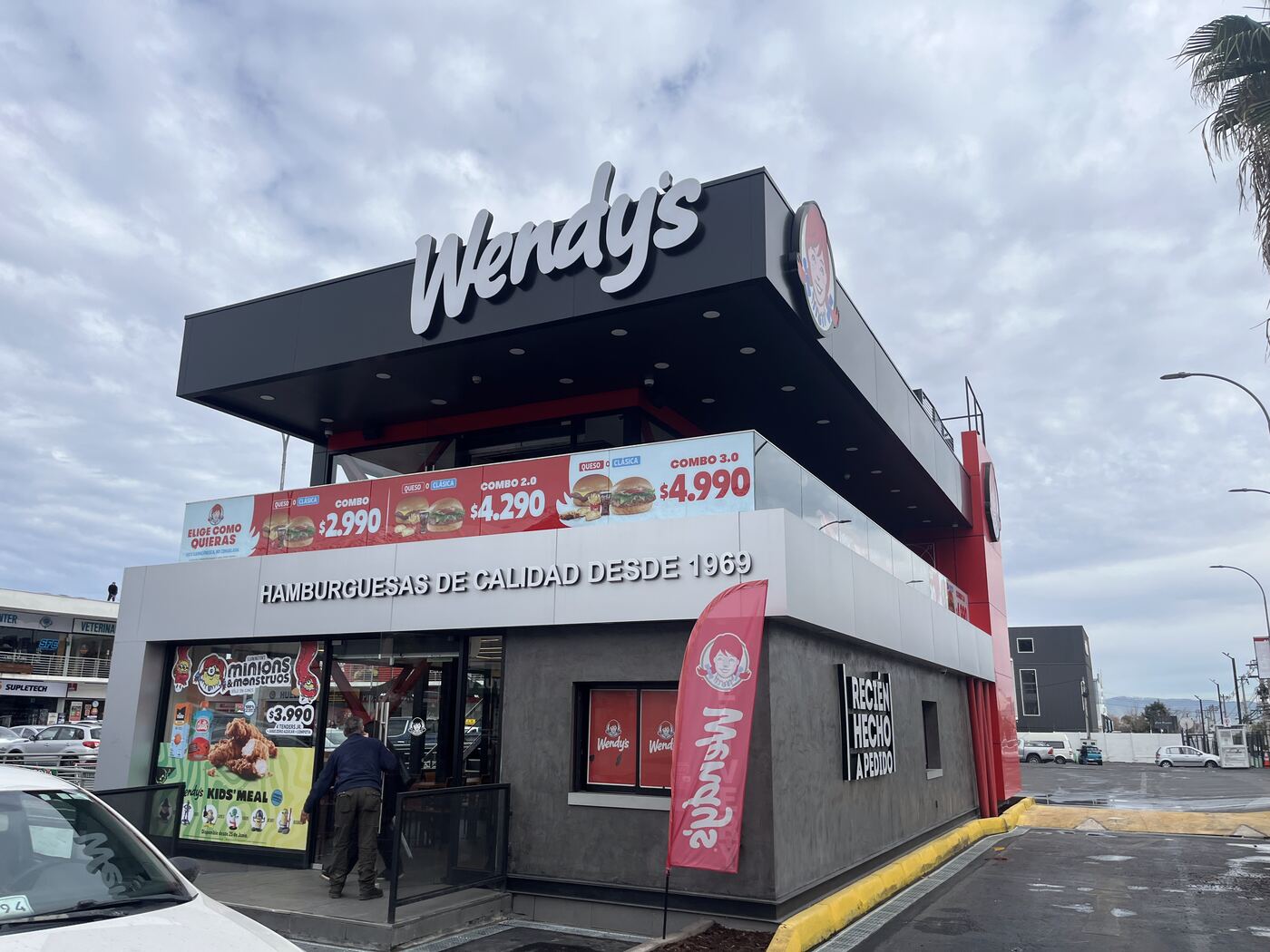 Gráfica de fachada para Wendy's